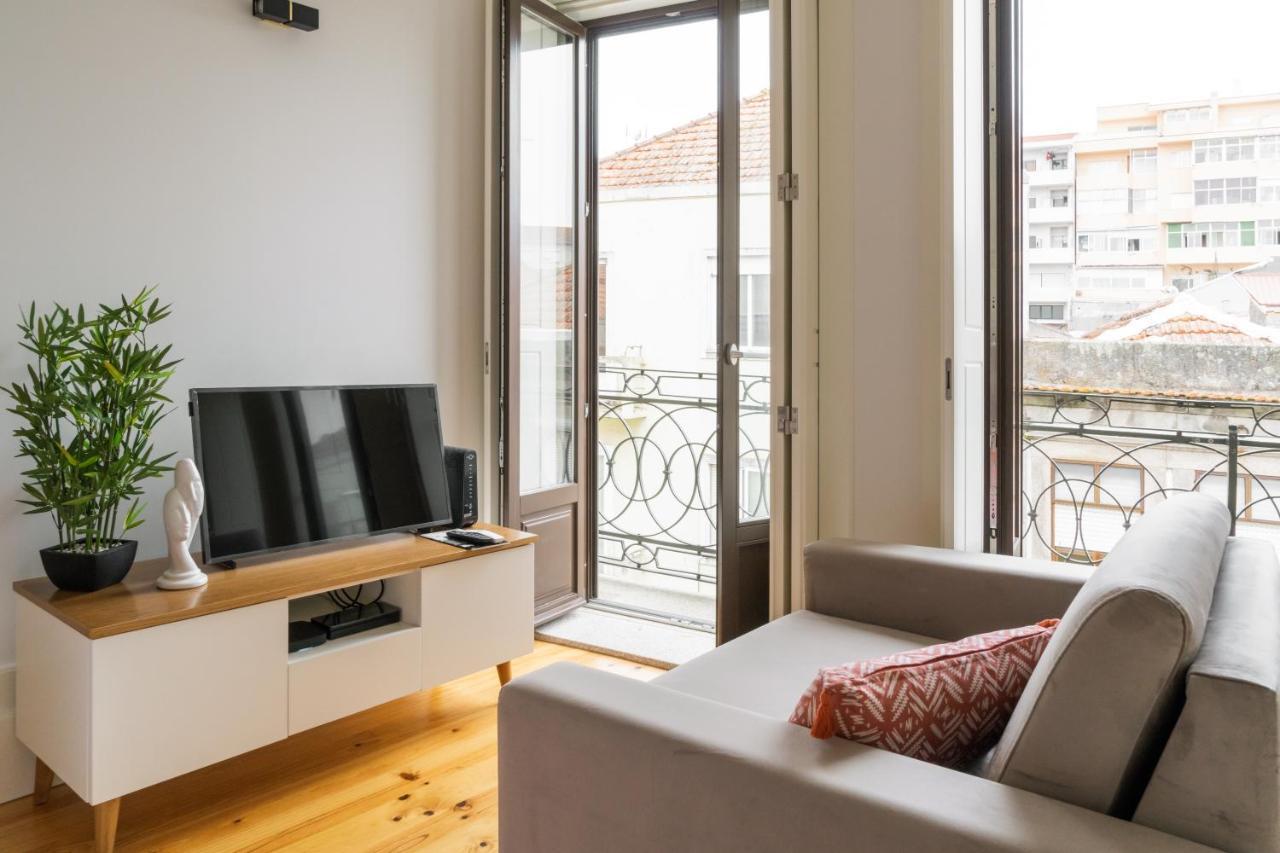 Bright Studio Near Douro River - With Balcony 波尔图 外观 照片