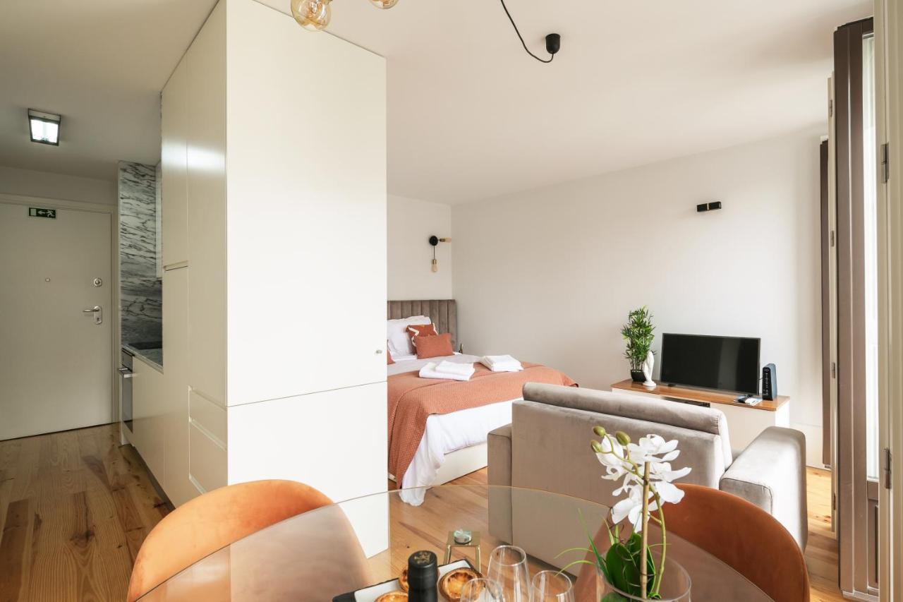 Bright Studio Near Douro River - With Balcony 波尔图 外观 照片